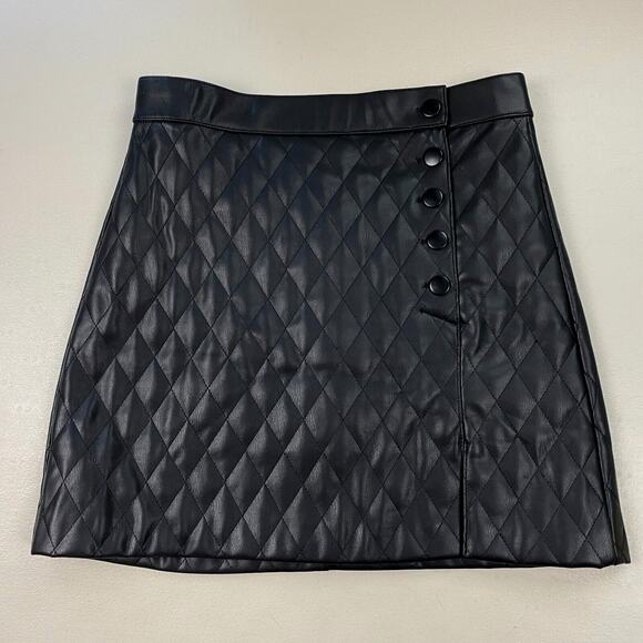 Zara Dresses & Skirts - Zara Faux Leather Mini Skirt Women Small Black Quilted A Line Retro Y2K Pleather
